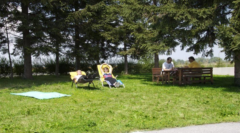 Thermenhof Lutzmannsburg - Inklusive Thermeneintritt Zewnętrze zdjęcie